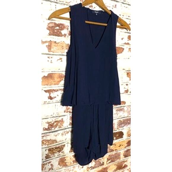 Madewell Overlay Sleeveless V-Neck Open Back Flowing Romper with Pockets - Picture 7 of 14